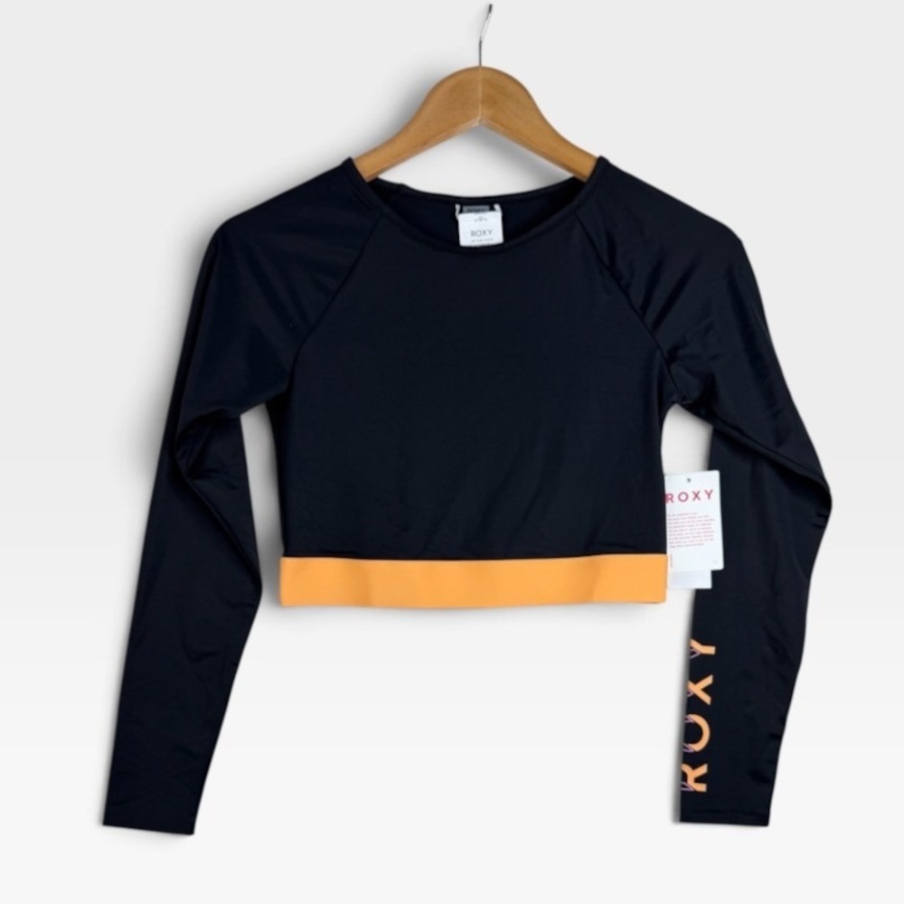 NWT Roxy Fitness Long Sleeve Cropped Rashguard Size Medium Black Orange
